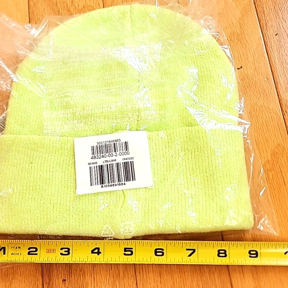 Old Navy Lime Green Beanie - Picture 2 of 5